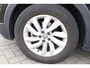 Volkswagen T-Cross 1.0 TSI Life 95PK / 70kW, NL auto 2e eigenaar, trekhaak, 16" LMV, dodehoekdetectie (side assist), navigatie, lendesteunen, adaptieve cruise control (acc), lane assist, airco, elektrisch verstel- en verwarmbare buitenspiegels, multifunctioneel lederen stuurwiel, DAB+, variabele laadvloer etc.