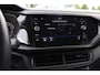 Volkswagen T-Cross 1.0 TSI Life 95PK / 70kW, NL auto 2e eigenaar, trekhaak, 16" LMV, dodehoekdetectie (side assist), navigatie, lendesteunen, adaptieve cruise control (acc), lane assist, airco, elektrisch verstel- en verwarmbare buitenspiegels, multifunctioneel lederen stuurwiel, DAB+, variabele laadvloer etc.
