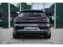 Porsche Cayenne 3.0 E-Hybrid | SportDesign Pakket | Black Edition | Adaptieve Luchtvering PASM | 22-inch RS Spyder  | Sport Chrono Pakket | Panoramadak | Bijrijdersdisplay | Bose Surround Sound System | Adaptive Cruise Controle | Soft-Close portieren | 360° Surround View | 21 inch RS Spyder Design velgen |