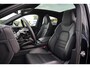 Porsche Cayenne 3.0 E-Hybrid | SportDesign Pakket | Black Edition | Adaptieve Luchtvering PASM | 22-inch RS Spyder  | Sport Chrono Pakket | Panoramadak | Bijrijdersdisplay | Bose Surround Sound System | Adaptive Cruise Controle | Soft-Close portieren | 360° Surround View | 21 inch RS Spyder Design velgen |