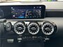 Mercedes-Benz A-klasse Amg 180 Aut Navi Sfeerverlichting 19''