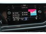 Volkswagen Polo 1.0 TSI 110 pk DSG Highline Navigatie Apple Carplay/Android Auto Adaptieve Cruise Control Parkeersensoren Stoelverwarming Privacy Glass Climatronic