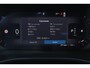 Volvo XC40 B3 Plus Dark - IntelliSafe Assist & Surround - 360º Camera - Harman Kardon audio - Adaptieve LED koplampen - Verwarmde voorstoelen & stuur - Parkeersensoren voor & achter - Elektr. bedienb. voorstoelen met geheugen links - Draadloze tel. lader - Standkachel - Extra getint glas - 18' LMV