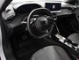 Peugeot 2008 1.2 Hybrid 136 pk Automaat Allure Navigatie Apple Carplay/Android Auto Climate Control Dab Led Parkeer sensoren Cruise Control Stoelverwarming