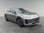 Volkswagen T-Roc 1.5 eTSI 150pk DSG R-Line First Edition | Trekhaak, wegklapbaar | Elektrische achterklep | Black Style