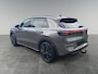 Volkswagen T-Roc 1.5 eTSI 150pk DSG R-Line First Edition | Trekhaak, wegklapbaar | Elektrische achterklep | Black Style