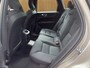Volvo XC60 2.0 T6 Plug-in hybrid AWD Plus Dark | BLIS | Stoel + Stuur verwarming| Harman kardon | Trekhaak | Keyless entry / start | Camera |