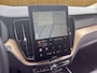 Volvo XC60 2.0 T6 Plug-in hybrid AWD Plus Dark | BLIS | Stoel + Stuur verwarming| Harman kardon | Trekhaak | Keyless entry / start | Camera |