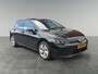 Volkswagen Golf 1.5 eHybrid 204pk DSG Life Edition | Keyless | Stoel- en stuurverwarming | Getint glas