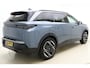 Peugeot e-5008 GT 73 kWh Navigatie | Apple Carplay/Android Auto | Stoel-, achterbank en stuurverwarming | 360° Camera | Adaptive Cruise | Elektr. achterklep | Trekhaak | Leder
