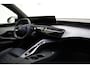 Peugeot e-5008 GT 73 kWh Navigatie | Apple Carplay/Android Auto | Stoel-, achterbank en stuurverwarming | 360° Camera | Adaptive Cruise | Elektr. achterklep | Trekhaak | Leder
