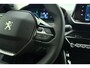 Peugeot e-2008 EV Style 50 kWh Navigatie | Apple Carplay/Android Auto | Camera | Climate en cruise control