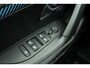 Peugeot e-2008 EV Style 50 kWh Navigatie | Apple Carplay/Android Auto | Camera | Climate en cruise control