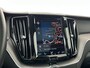 Volvo XC60 B5 264PK R-Design| Pano| Camera| Stoelverwarming| Trekhaak