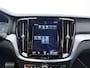Volvo S60 T6 AWD Twin Engine R-Design | Sportstoelen | Trekhaak | Hemel donker | Camera achter | Stoelverwarming | Memory |