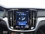 Volvo S60 T6 AWD Twin Engine R-Design | Sportstoelen | Trekhaak | Hemel donker | Camera achter | Stoelverwarming | Memory |