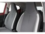 Toyota Aygo 1.0 VVT-i x-joy | Apple Carplay / Android Auto | Clima | Camera | 15 inch | Bluetooth | Privacy glas | DAB