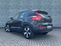 Volvo XC40 Recharge Plus 70 kWh | Google | Adaptieve Cruise Control | Stoel-/Stuurverwarming | Uitschuifbare Beensteunen | Dodehoek Detectie | Parkeercamera | Warmtepomp | Elek. Achterklep | All Season Banden
