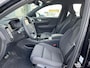 Volvo XC40 Recharge Plus 70 kWh | Google | Adaptieve Cruise Control | Stoel-/Stuurverwarming | Uitschuifbare Beensteunen | Dodehoek Detectie | Parkeercamera | Warmtepomp | Elek. Achterklep | All Season Banden