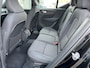 Volvo XC40 Recharge Plus 70 kWh | Google | Adaptieve Cruise Control | Stoel-/Stuurverwarming | Uitschuifbare Beensteunen | Dodehoek Detectie | Parkeercamera | Warmtepomp | Elek. Achterklep | All Season Banden