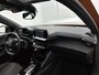 Peugeot e-2008 SUV EV Allure Pack 50 kWh 136pk | Lage kilometerstand! | Navigatie via Apple CarPlay / Android Auto | Achteruitrijcamera | 3D Cockpit | Climate Control | Cruise Control | Parkeersensoren | Keyless start | Bluetooth | DAB+ radio | Elektrisch inklapbare spiegels | Donker getint glas | 17" lichtmetalen velgen |