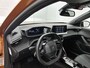 Peugeot e-2008 SUV EV Allure Pack 50 kWh 136pk | Lage kilometerstand! | Navigatie via Apple CarPlay / Android Auto | Achteruitrijcamera | 3D Cockpit | Climate Control | Cruise Control | Parkeersensoren | Keyless start | Bluetooth | DAB+ radio | Elektrisch inklapbare spiegels | Donker getint glas | 17" lichtmetalen velgen |