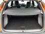 Peugeot e-2008 SUV EV Allure Pack 50 kWh 136pk | Lage kilometerstand! | Navigatie via Apple CarPlay / Android Auto | Achteruitrijcamera | 3D Cockpit | Climate Control | Cruise Control | Parkeersensoren | Keyless start | Bluetooth | DAB+ radio | Elektrisch inklapbare spiegels | Donker getint glas | 17" lichtmetalen velgen |