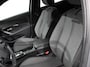 Peugeot e-2008 EV Allure 50 kWh Navigatie Apple Carplay/Android Auto Climate Control Led Parkeer sensoren Cruise Control Stoelverwarming Camera 360