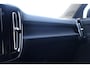 Volvo XC40 Recharge Core 70 kWh | Warmtepomp | Achteruitrijcamera | Parkeersensoren | Stoelverwarming | Navigatie | Apple Carplay | Android Auto | Cruise Control | Privacy Glas | Uitschuifbare Beensteunen