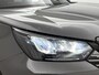 Peugeot e-2008 SUV EV Allure Avantage 54 kWh 156pk | Accu 97% | 406km WLTP Actieradius | Navigatie | Rondomzichtcamera | Climate Control | Adaptieve Cruise Control | Parkeersensoren v+a | Dodehoeksensor | Keyless | Draadloze Apple Carplay / Android Auto + telefoonlader | Digitaal instrumentenpaneel | Armsteun | Elektrisch inklapbare spiegels | DAB+ radio | Led koplampen | Donker getint glas | 17" lichtmetalen velgen |