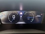 Peugeot e-2008 SUV EV Allure Avantage 54 kWh 156pk | 406km WLTP Actieradius | Navigatie | Rondomzichtcamera | Climate Control | Adaptieve Cruise Control | Parkeersensoren v+a | Dodehoeksensor | Keyless | Draadloze Apple Carplay / Android Auto + telefoonlader | Digitaal instrumentenpaneel | Armsteun | Elektrisch inklapbare spiegels | DAB+ radio | Led koplampen | Donker getint glas | 17" lichtmetalen velgen |