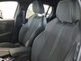 Peugeot 208 1.2 Hybrid 145 e-DCS6 GT | Automaat | Camera Voor en Achter | Navigatie | Keyless Entry en Start | Draadloze Telefoonlader | Gave Kleur!!