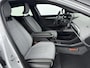 Renault Megane E-Tech 60 kWh 220Pk Comfort range Business Edition | Google Navigatie | Apple & Android Carplay | Adaptieve Cruise Control | Climate Control | Parkeersensoren Voor & Achter | Achteruitrijcamera | Privacy Glass |