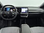 Renault Megane E-Tech 60 kWh 220Pk Comfort range Business Edition | Google Navigatie | Apple & Android Carplay | Adaptieve Cruise Control | Climate Control | Parkeersensoren Voor & Achter | Achteruitrijcamera | Privacy Glass |