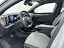 Renault Megane E-Tech 60 kWh 220Pk Comfort range Business Edition | Google Navigatie | Apple & Android Carplay | Adaptieve Cruise Control | Climate Control | Parkeersensoren Voor & Achter | Achteruitrijcamera | Privacy Glass |