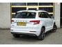Skoda Karoq 1.5 TSI ACT 150PK! Automaat Sportline Business BJ2020 Lmv 19" | Led V+A | Pdc | Keyless | Panoramadak | Elek. achterklep | Verwarmde voorruit | Achteruitrijcamera | App-Connect | Navi | Virtual cockpit | Dashboard verlichting | Verwarmde voorstoelen
