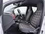 Volkswagen Up! 1.0 TSI GTI | BEATS Audio | 17" | Cruise Control | Stoelverwarming | Camera |