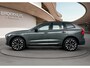 Volvo XC60 T6 Plus Dark | Lounge pakket | Panoramadak | Extra getint glas | Stoelmassage | Bowers en Wilkins | 21 inch LM |