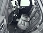 Volvo XC60 T6 Plus Dark | Lounge pakket | Panoramadak | Extra getint glas | Stoelmassage | Bowers en Wilkins | 21 inch LM |
