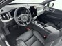 Volvo XC60 T6 Plus Dark | Lounge pakket | Panoramadak | Extra getint glas | Stoelmassage | Bowers en Wilkins | 21 inch LM |