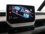 Volkswagen ID. Buzz Pro 8 Intro 77kWh 204pk RWD | Navigatie | Adaptive Cruise control | ECC | LED | Camera | Dubbel Schuifdeur | Stoel / stuur verwarming | App connect | Elektr uitklapbaar Trekhaak | 230V Omvormer| 21" LM velgen |
