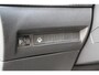Peugeot 2008 1.2 Hybrid 145 Allure | Navigatie | Parkeercamera | Parkeersensoren | LED |