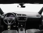 Volkswagen Tiguan 1.5 TSI R-Line Business+ | Stoel/Stuurverwarming | Panorama dak | Adaptive Cruise | Trekhaak | Camera |  IQ LED | CarPlay | 19 Inch | 72.960 Km !!