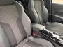 Peugeot 2008 1.2 155PK GT Automaat | Afneembare Trekhaak | Focal Premium Audio | Panoramadak | Alcantara Interieur | Adaptive Cruise Control | Navigatie | Apple Carplay | | Extra getint glas | Keyless entry | Keyless start