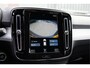 Volvo XC40 1.5 T2 Automaat! Business Pro BJ2021 Lmv 19" | Led V+A | Pdc | Keyless entry | Elek. achterklep | Achteruitrijcamera | App-Connect | Navi | Virtual cockpit | Climate control | Cruise control | Sportstoelen | Zwarte hemel | Getint glas