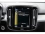 Volvo XC40 1.5 T2 Automaat! Business Pro BJ2021 Lmv 19" | Led V+A | Pdc | Keyless entry | Elek. achterklep | Achteruitrijcamera | App-Connect | Navi | Virtual cockpit | Climate control | Cruise control | Sportstoelen | Zwarte hemel | Getint glas