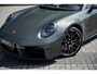 Porsche 911 3.0 Carrera 4S Targa | 992.2 Facelift | Sportdesign Pakket | Sport Chrono Pakket | Adaptieve cruise control | Liftsysteem | Sportuitlaat | Stoelventilatie | BOSE Surround-Sound-System | Getinte HD-Matrix led-koplampen | Adaptieve sportstoelen 18-voudig |