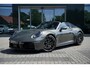 Porsche 911 3.0 Carrera 4S Targa | 992.2 Facelift | Sportdesign Pakket | Sport Chrono Pakket | Adaptieve cruise control | Liftsysteem | Sportuitlaat | Stoelventilatie | BOSE Surround-Sound-System | Getinte HD-Matrix led-koplampen | Adaptieve sportstoelen 18-voudig |