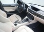 BMW X1 sDrive18i Executive | Clima | Multimedia/Navi | Pano | Leder | Stoelverwarming | PDC | Trekhaak |