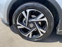 Toyota C-HR / C-HR+ 2.0 Hybrid Dynamic Trekhaak, Dodehoekdetectie, Smart Key, Parkeersensoren, Privacy glass, All-season banden, LMV, NL-auto